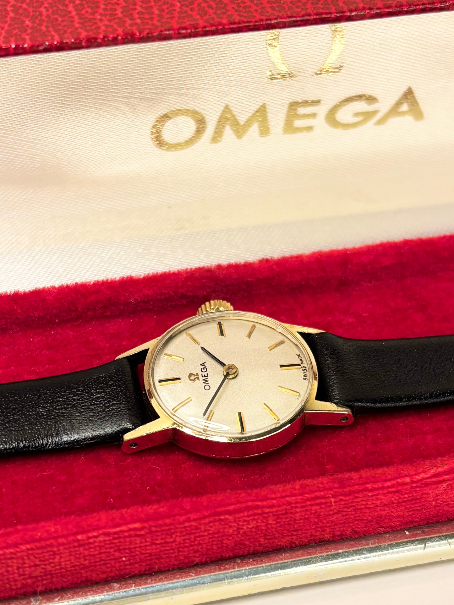 OMEGA 9ct Gold *+BOX* Ladies Vintage 1960’s Manual Dress Watch - 511.5002