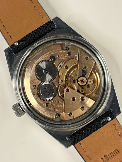 OMEGA Geneve Vintage 1970’s Men’s Manual Date Silver Dress Watch - 136.0049