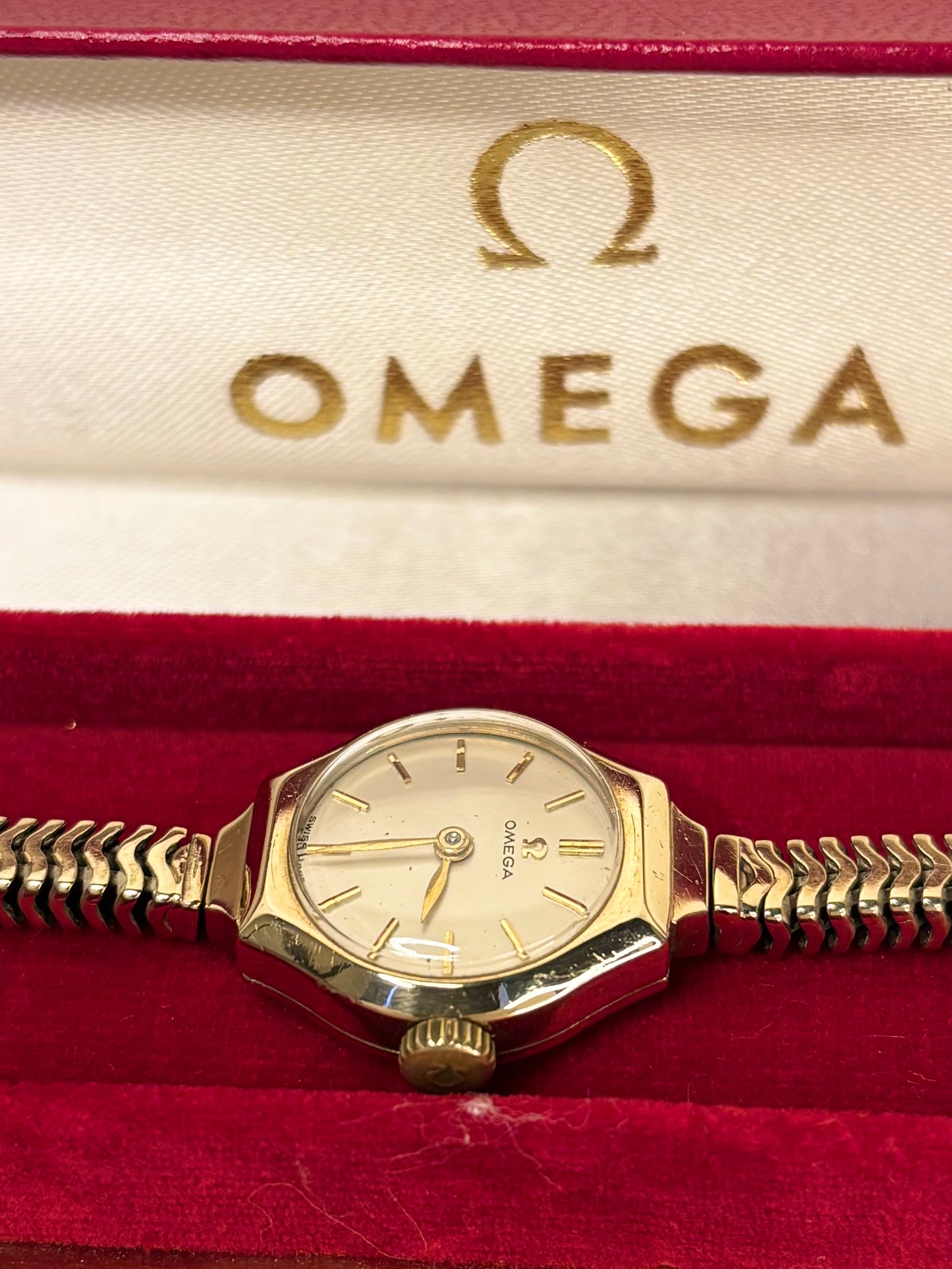 OMEGA Ladies 9ct Gold Vintage *+BOX* 1950’s Manual Cocktail Watch - 77757