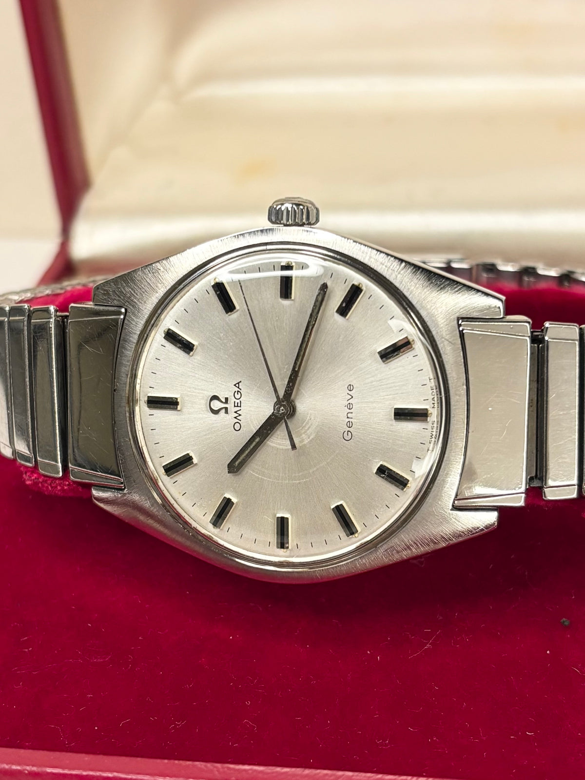 OMEGA Geneve Vintage *+BOX* 1960’s Men’s Manual Silver Watch - 135.041