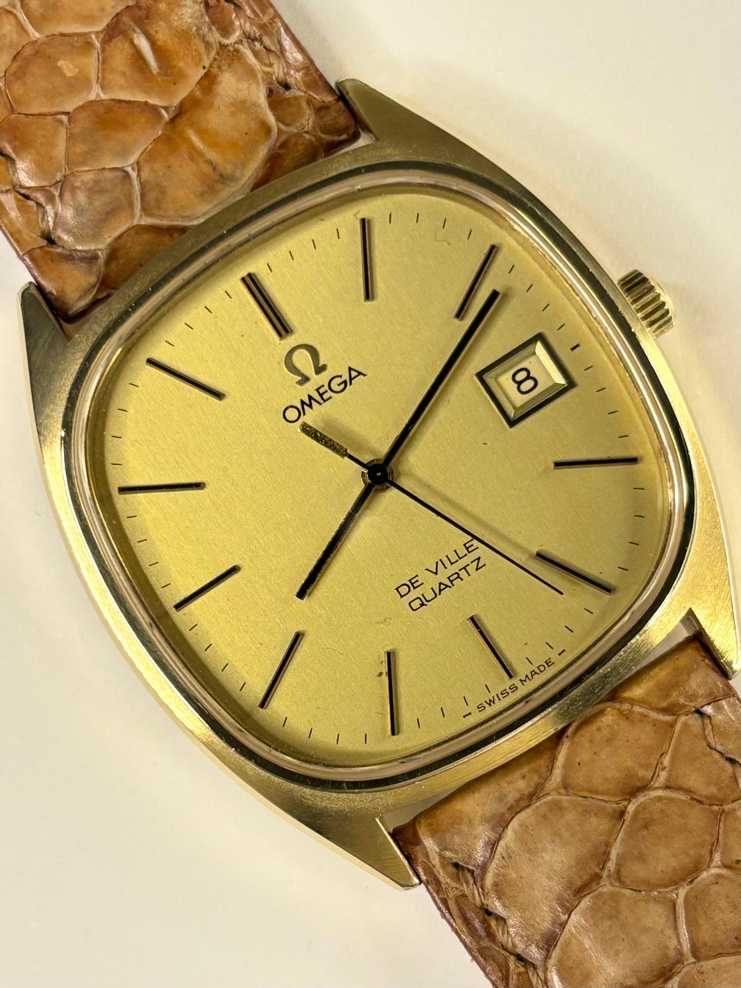 Detailed shot of the Omega De Ville timepiece from 1976, movement 1342 and model 192.0034, showing the dial and case in great condition as a reliable vintage timekeeper