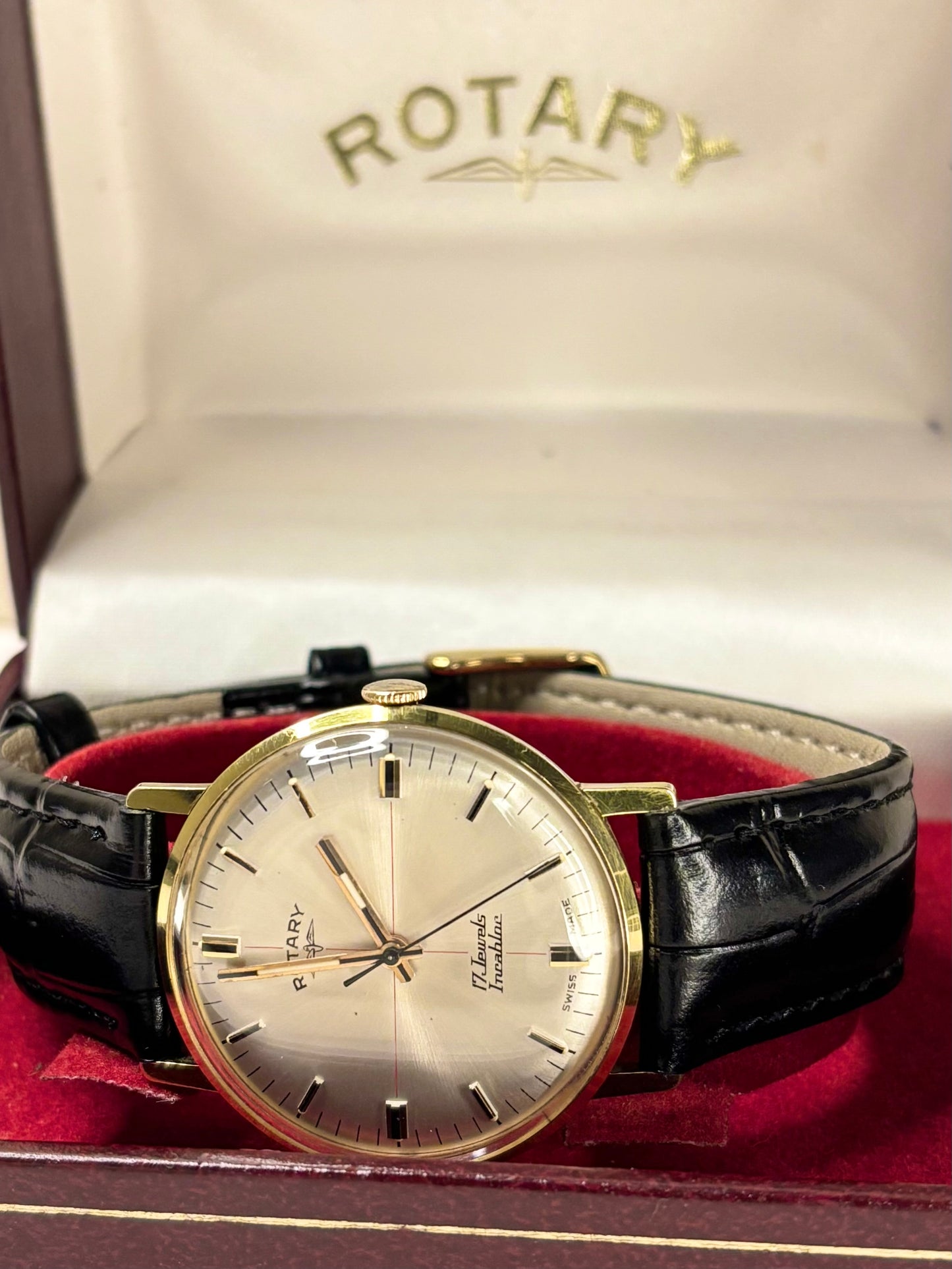 ROTARY Vintage 1960’s *BOXED* Men’s Manual Crosshair Dial Gold Dress Watch