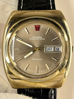 OMEGA Geneve 32KHz Megaquartz Vintage 1970’s Men’s Date Gold Dress Watch - 196.0030 - 1310