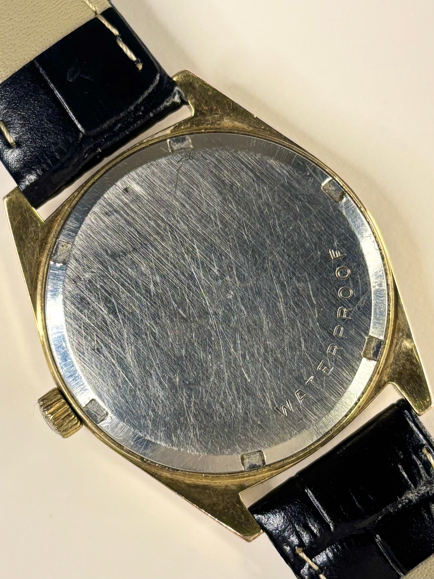 OMEGA Geneve Vintage 1960's Men’s Manual Date Gold Dress Watch - 136.041