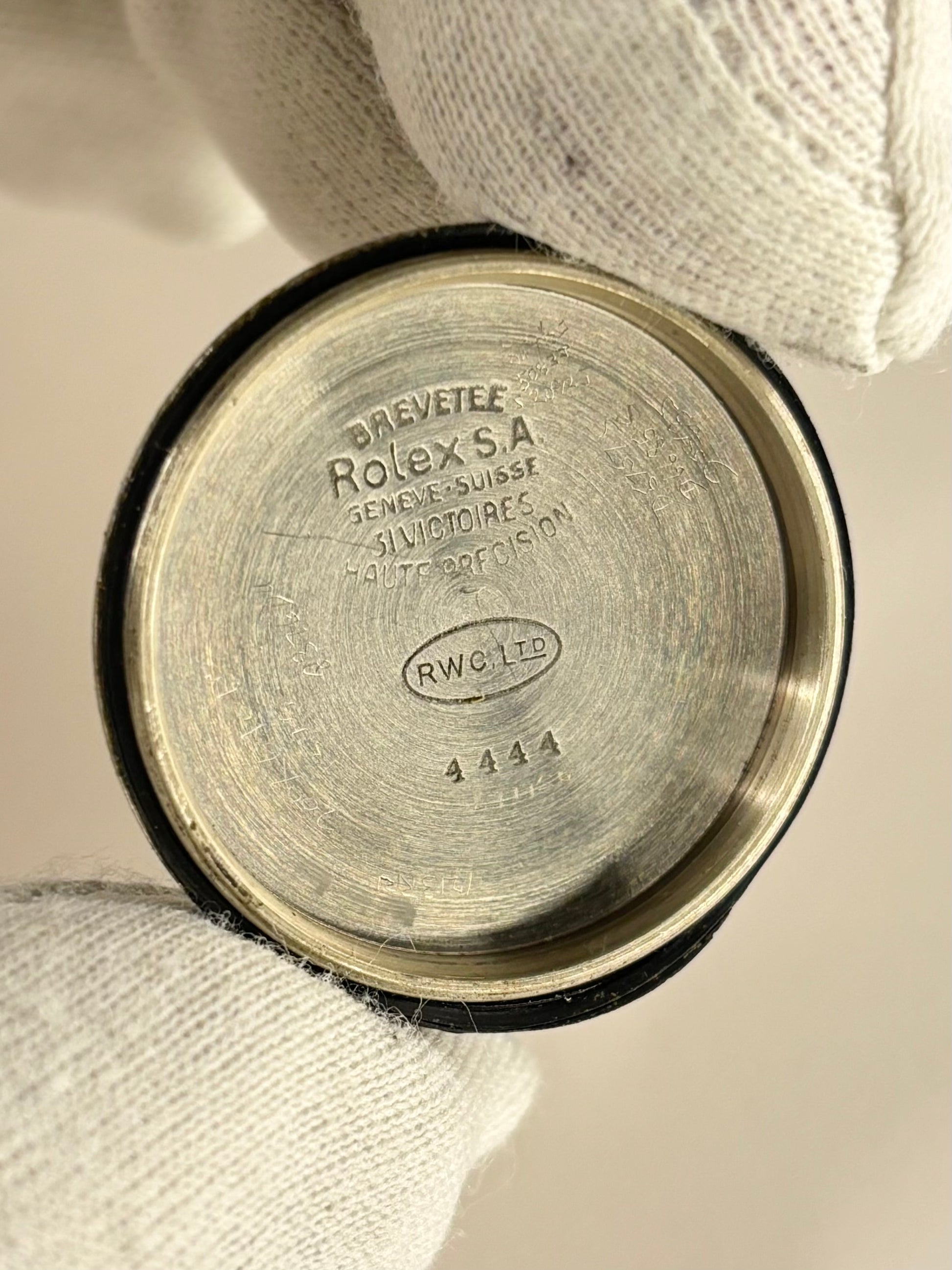 Rolex vintage men’s watch ref. 4444 with manual wind movement, serial 357XXX, c.1944 caseback view