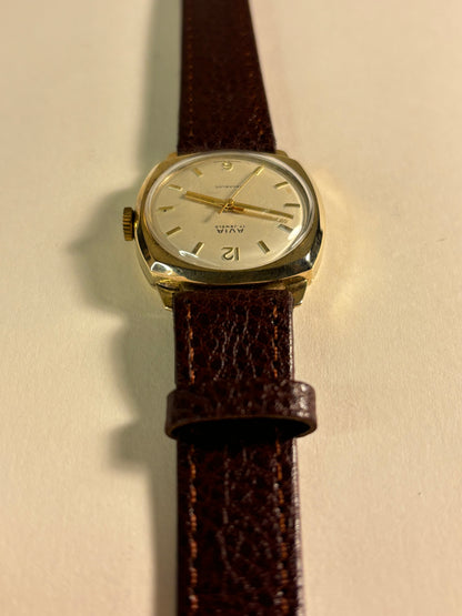 Avia 9ct Solid Gold Manual Watch