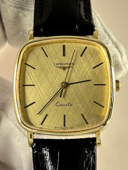 Authentic 1980s Longines vintage timekeeper elegant gold plated case