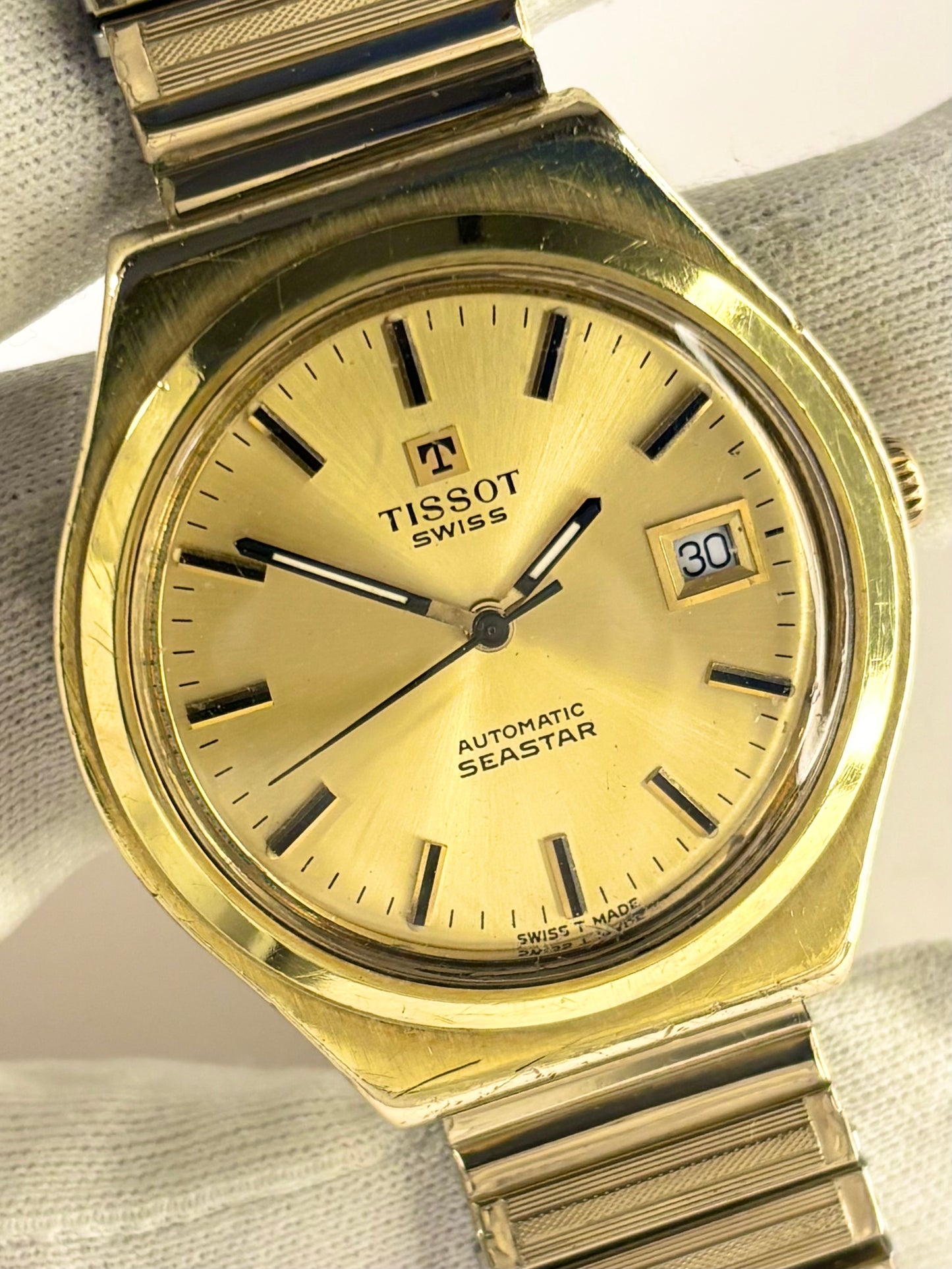 TISSOT Seastar Vintage 1970’s Men’s Automatic Date Gold Watch