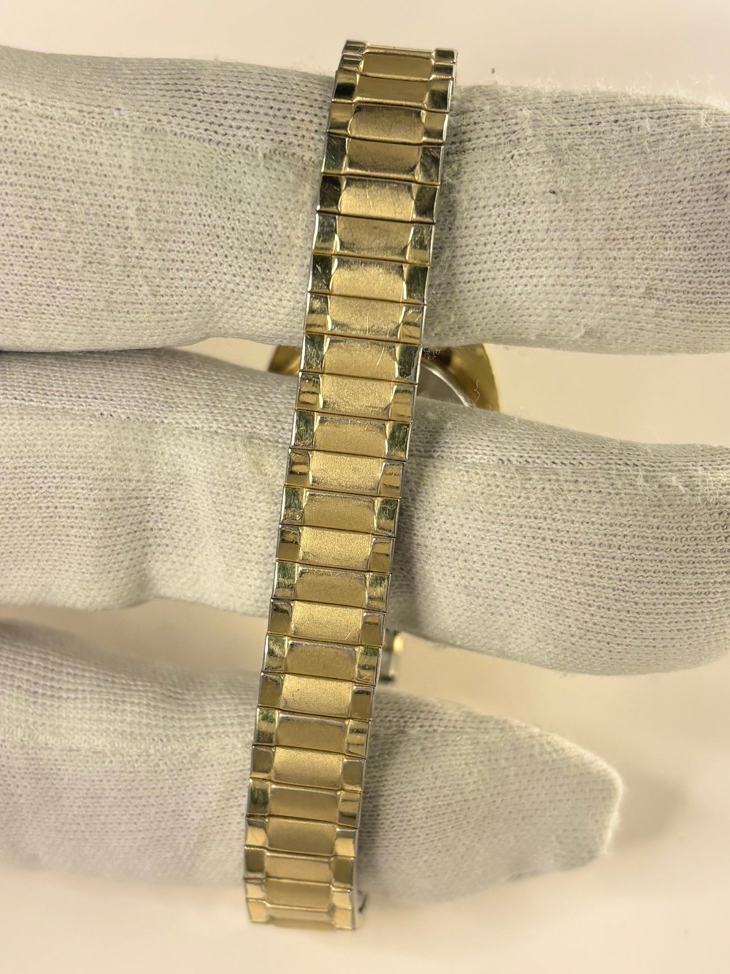 ROTARY Ladies Vintage 1970’s Automatic Day Date Gold Watch