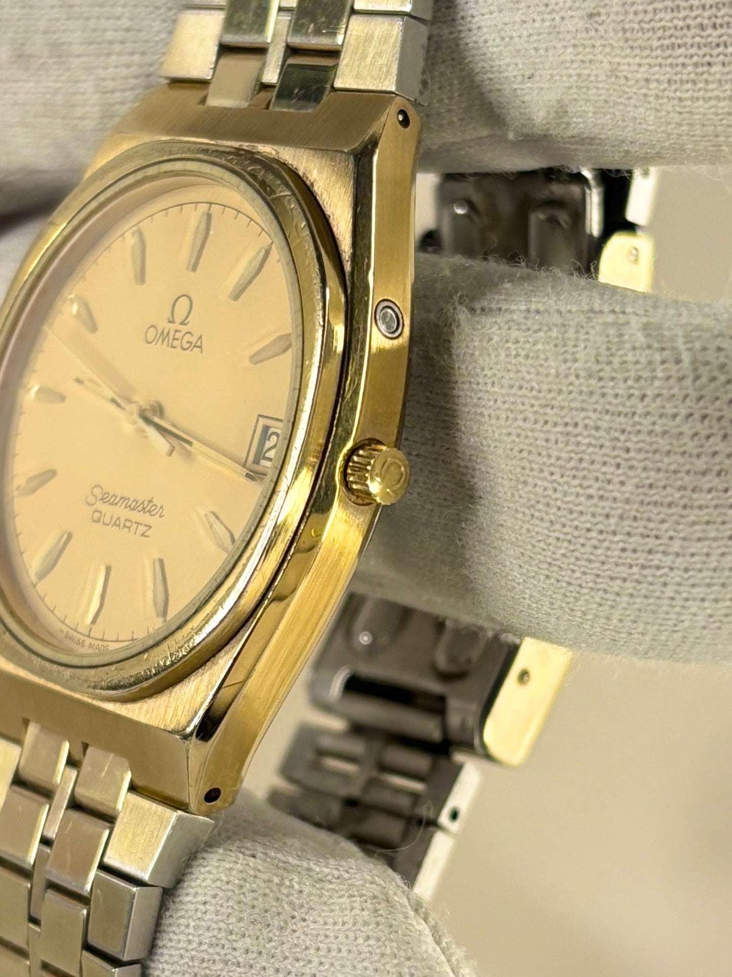 OMEGA Seamaster Vintage 1970’s Men’s Date Gold Watch