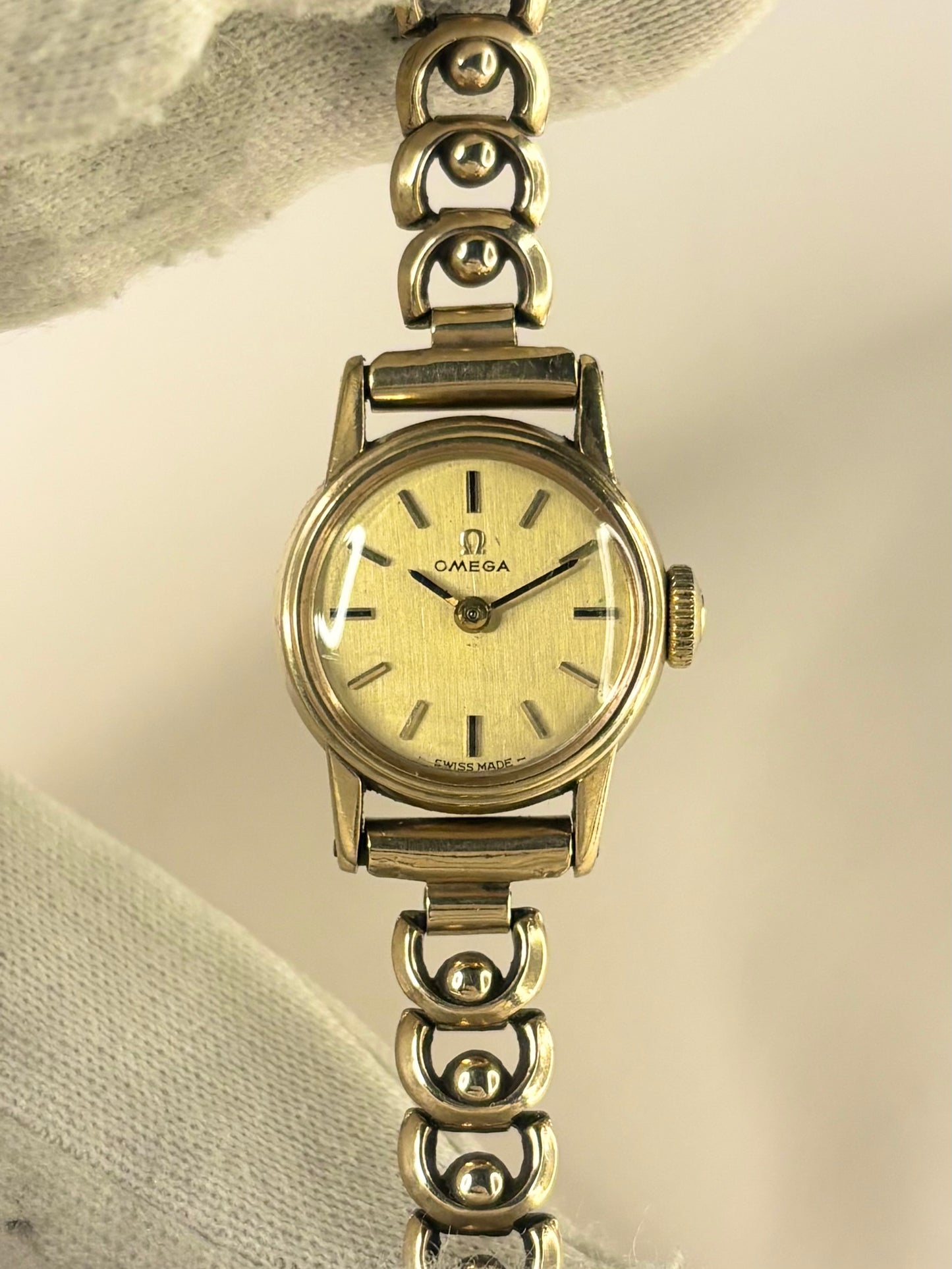 OMEGA 9ct Gold *+BOX* Ladies Vintage 1960’s Manual Gold Cocktail Watch - 511.5182