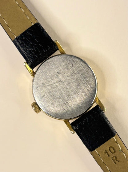 Caseback of Omega ladies vintage watch ref. 511.213 with manual wind movement cal. 620