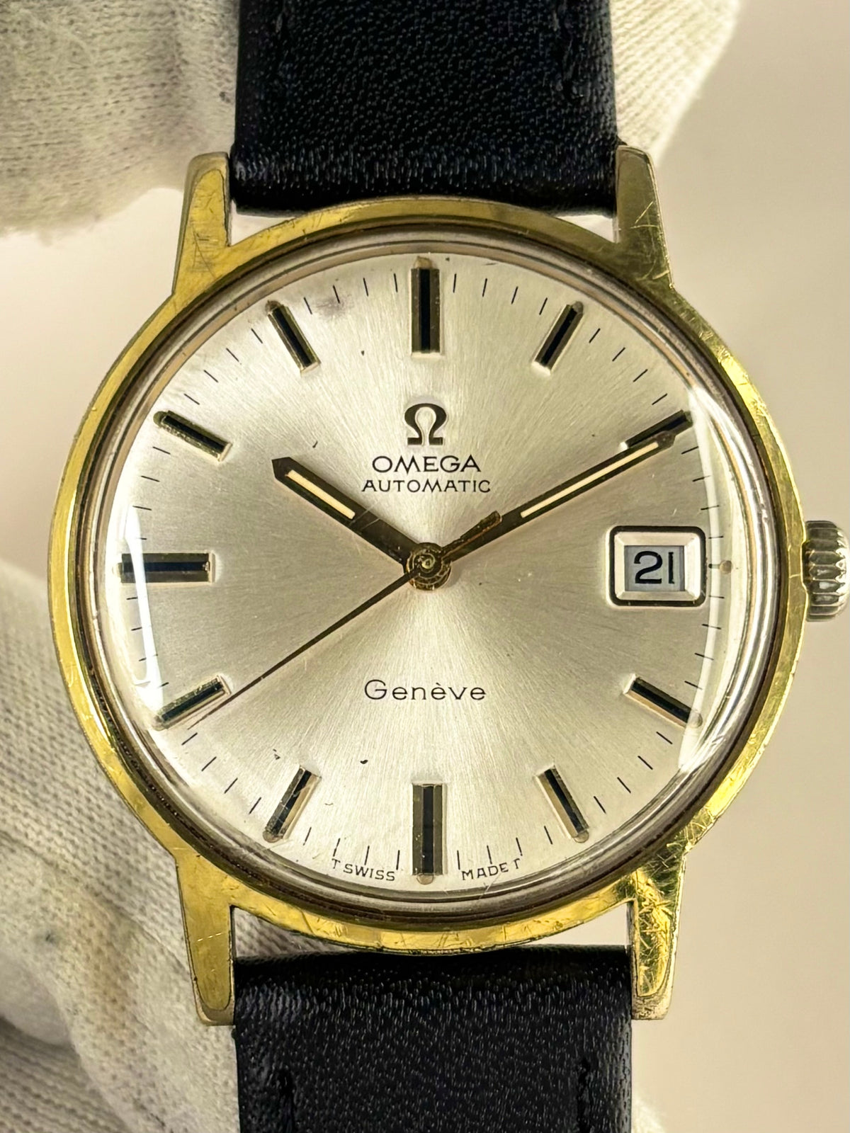 OMEGA Geneve Vintage 1960’s Men’s Automatic Date Gold Dress Watch - 166.070