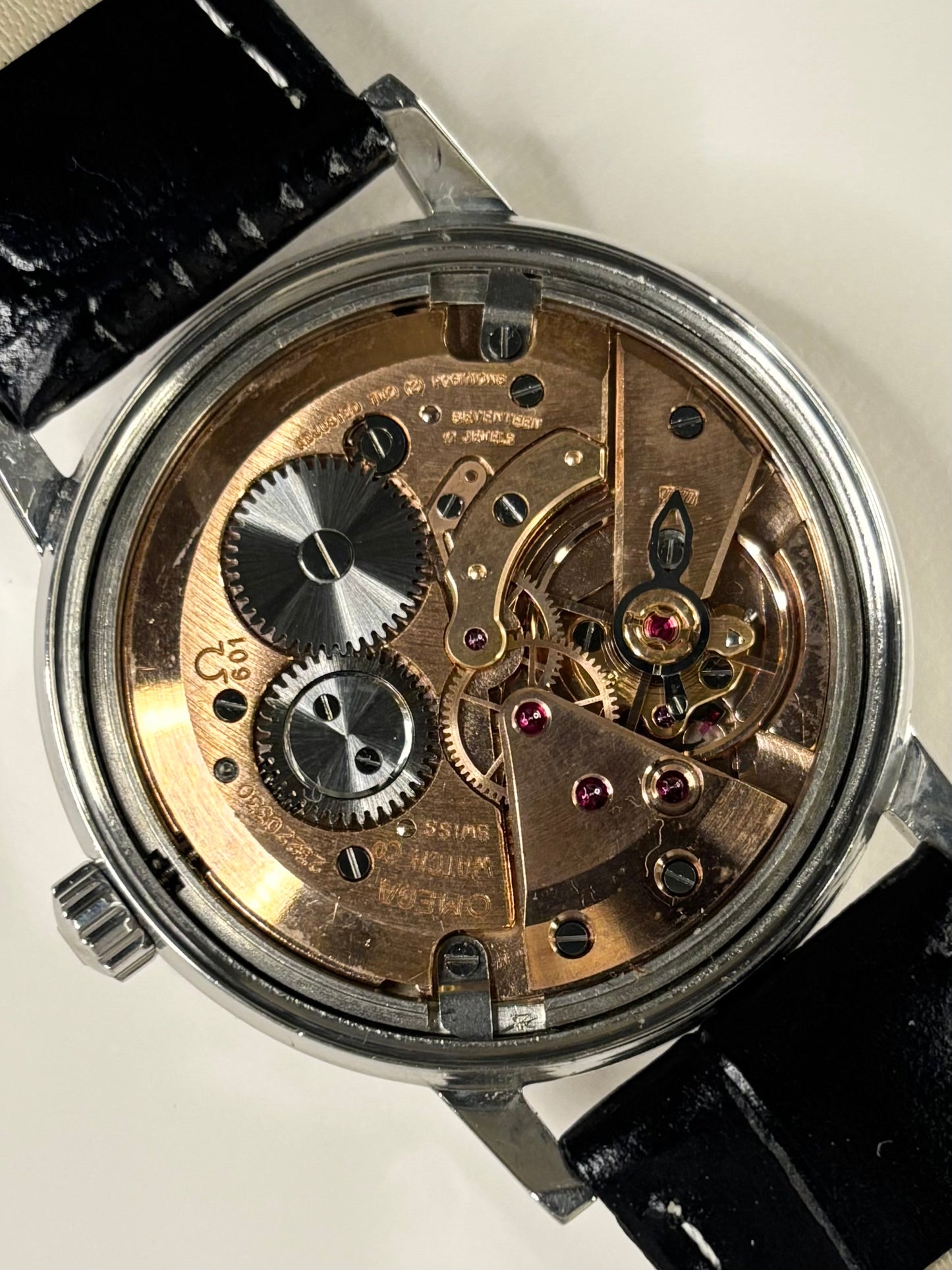 1960s Omega Seamaster 600 men’s watch manual movement 17 jewels
