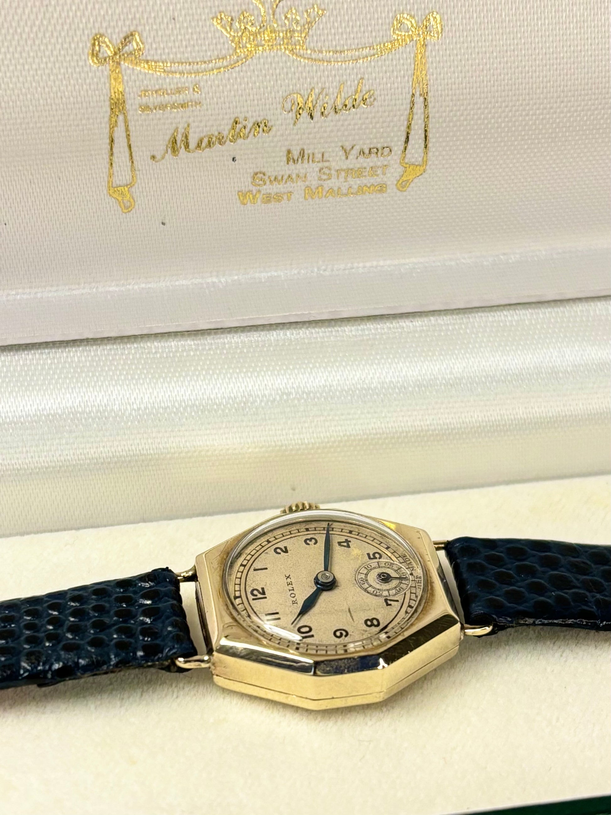 Luxury vintage Rolex ladies watch model 1418, premium 9ct solid gold case with classic dial design, a timeless handmade mechanical timepiece and historical timekeeper