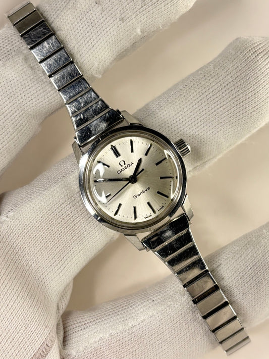 OMEGA Geneve Ladies Vintage 1970’s Manual Silver Dress Watch
