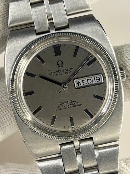 OMEGA Constellation *+BOX* Vintage 1960’s Men’s Automatic DayDate Silver Watch - 168.045