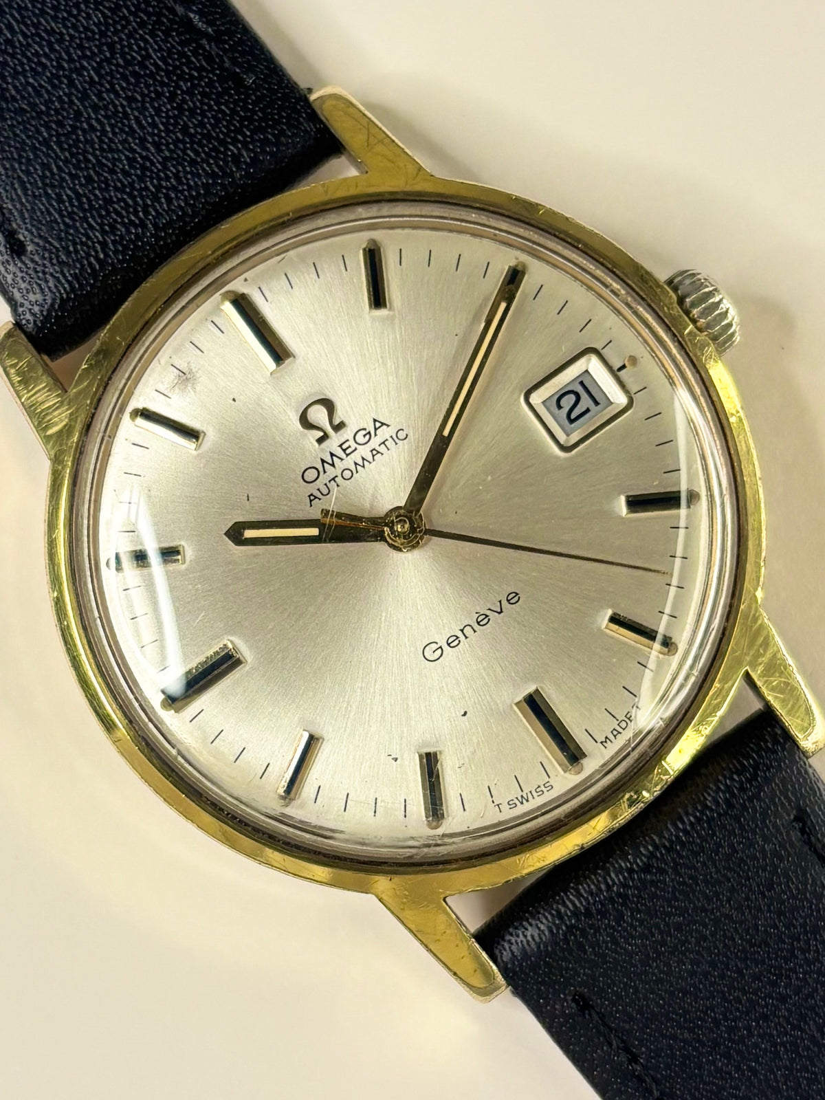 OMEGA Geneve Vintage 1960’s Men’s Automatic Date Gold Dress Watch - 166.070
