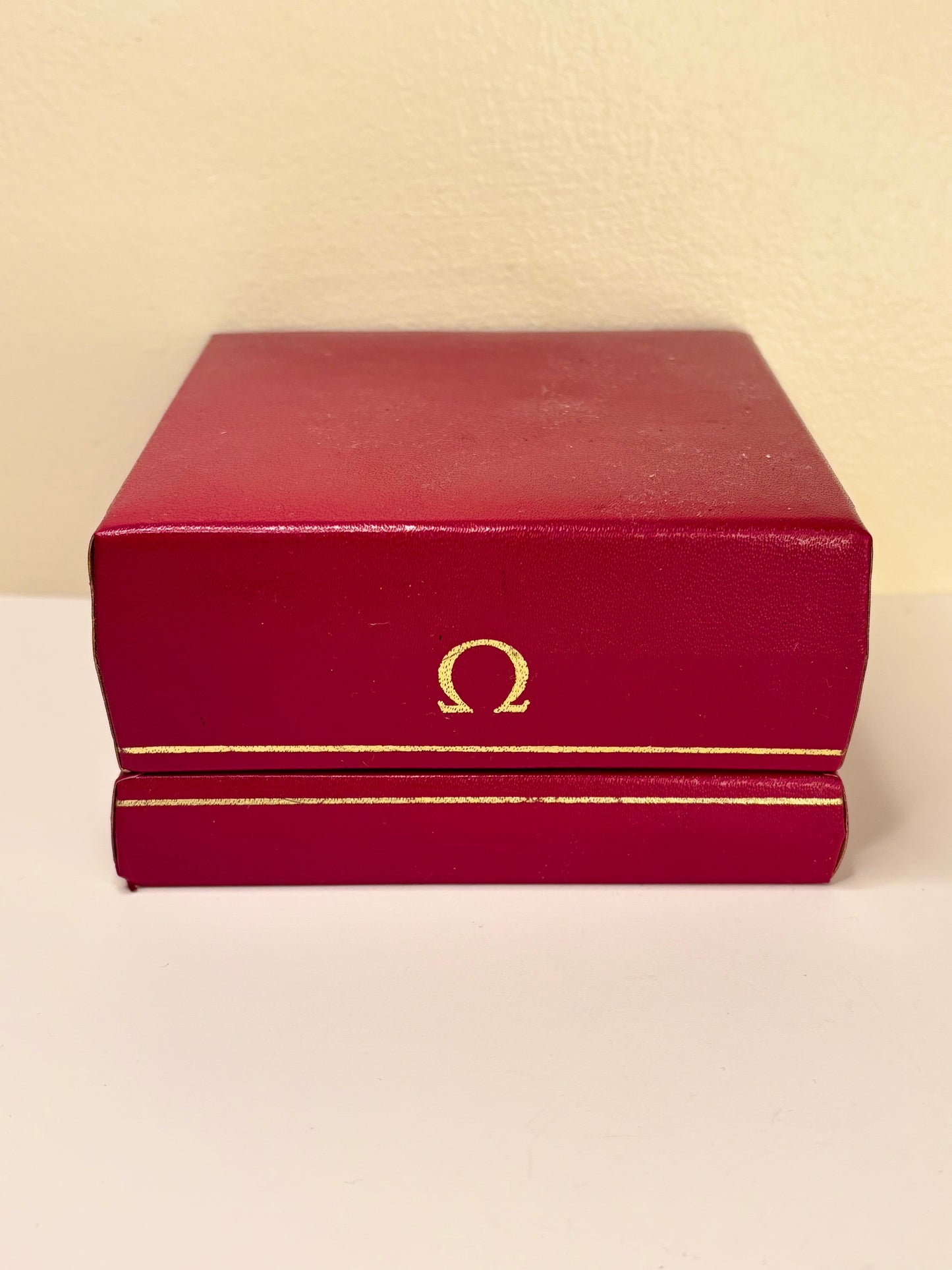 OMEGA Geneve *+BOX* Vintage 1970’s Men’s Automatic Date Gold Watch - 166.0099