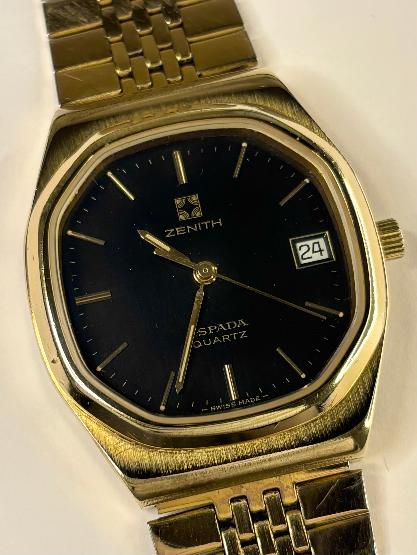 Close-up of Zenith vintage men’s quartz dress watch, black dial, gold-plated case, ref. 27 0050 425