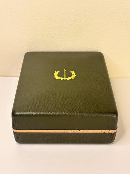 AVIA Vintage 1970’s *+BOX&PAPERS* Men’s Manual Gold Oval Dress Watch