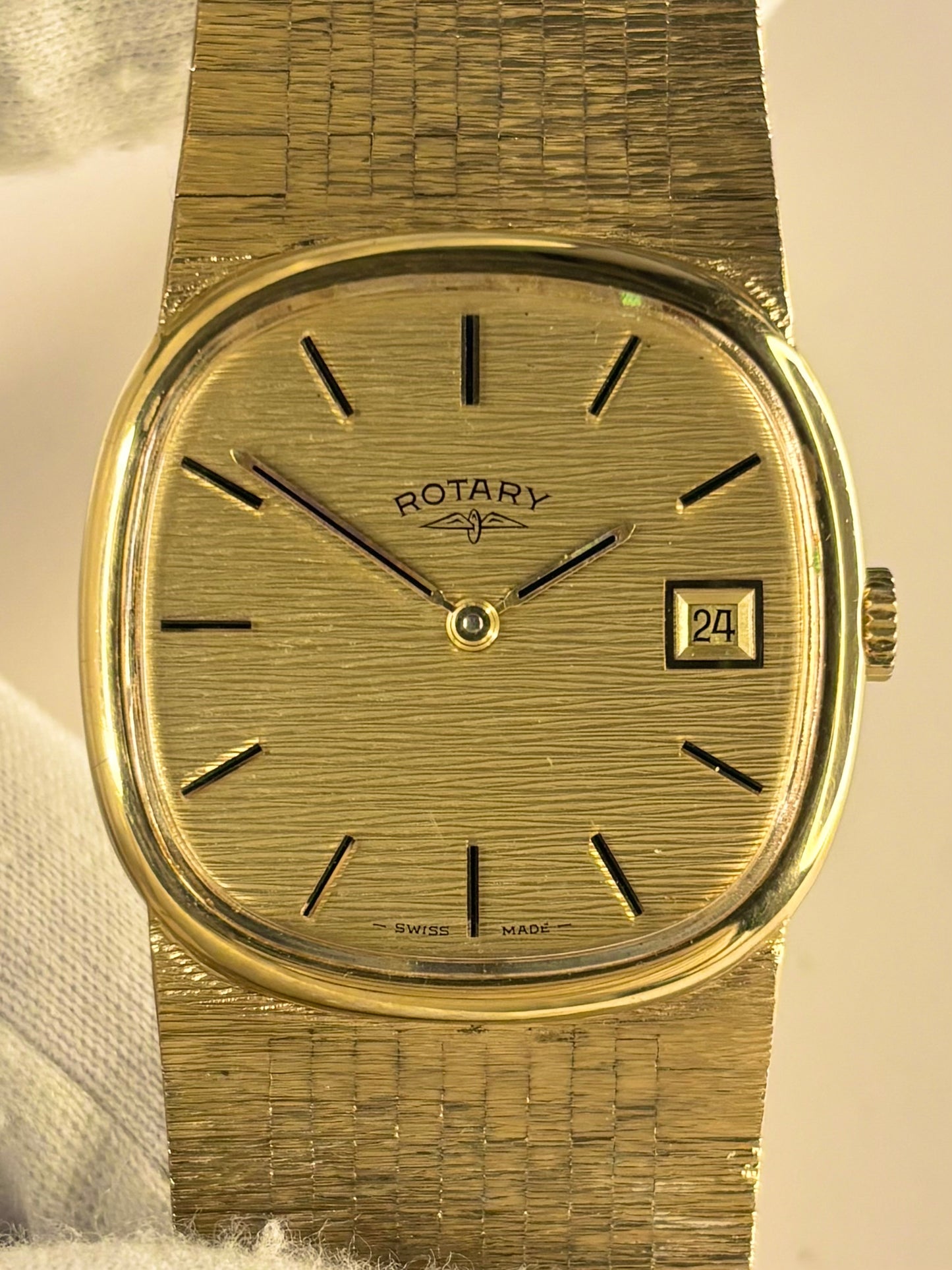 ROTARY Vintage 1970’s Men’s Manual Date Gold Watch - 957