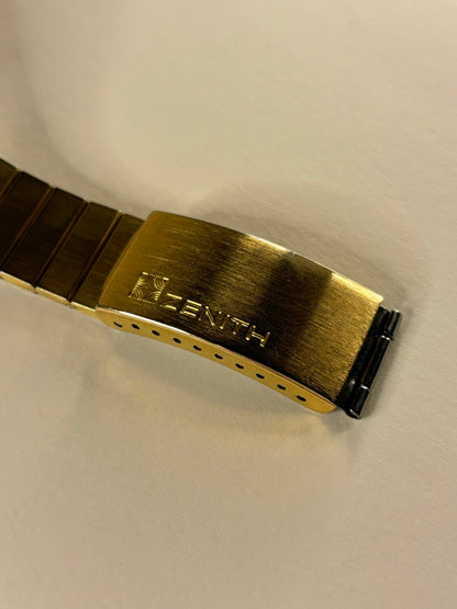 Zenith Port Royal Ref. 20.0020.490/495 men’s vintage timekeeper bracelet clasp view with hallmark details