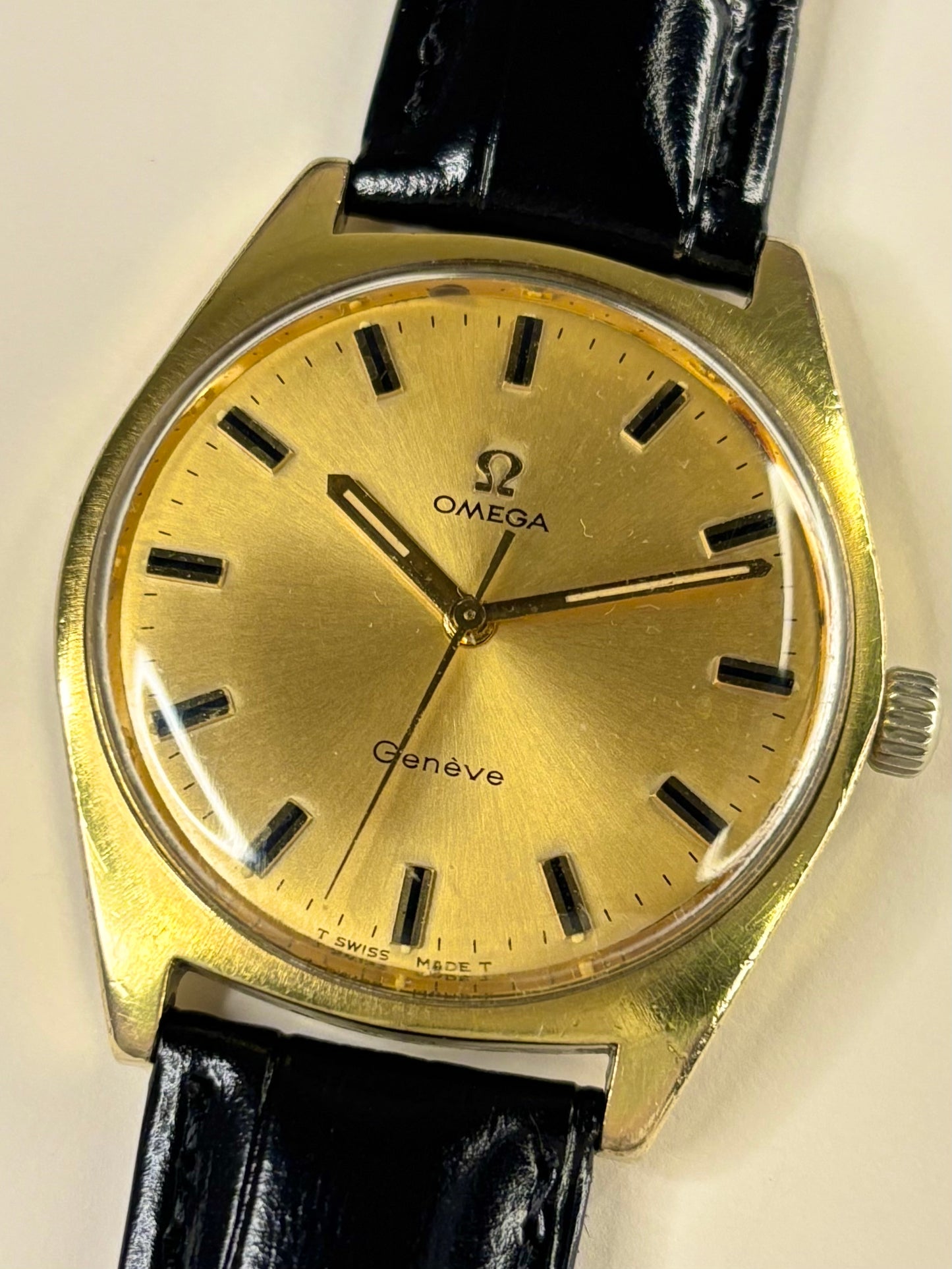 OMEGA Geneve Vintage 1960’s Men’s Manual Gold Dress Watch - 135.041
