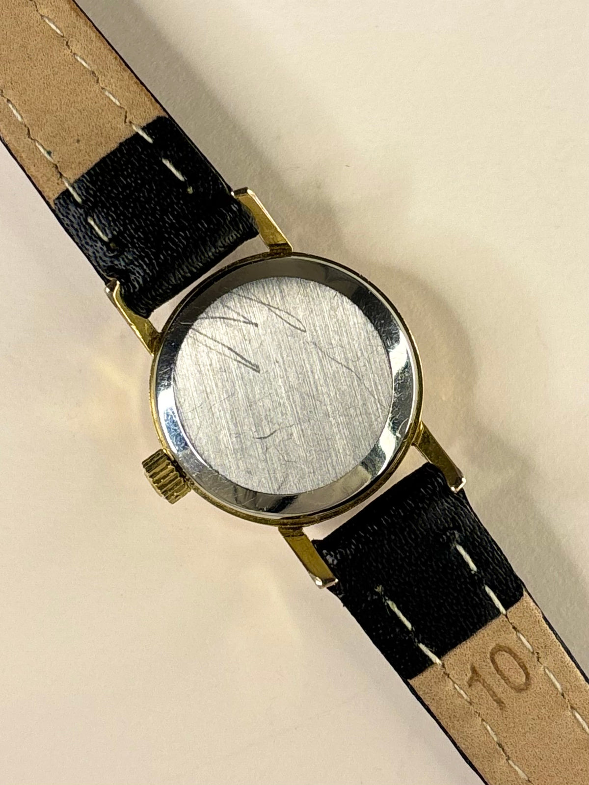 OMEGA Ladies Vintage 1960’s *+BOX* Linen Dial Manual Gold Dress Watch - 511.184
