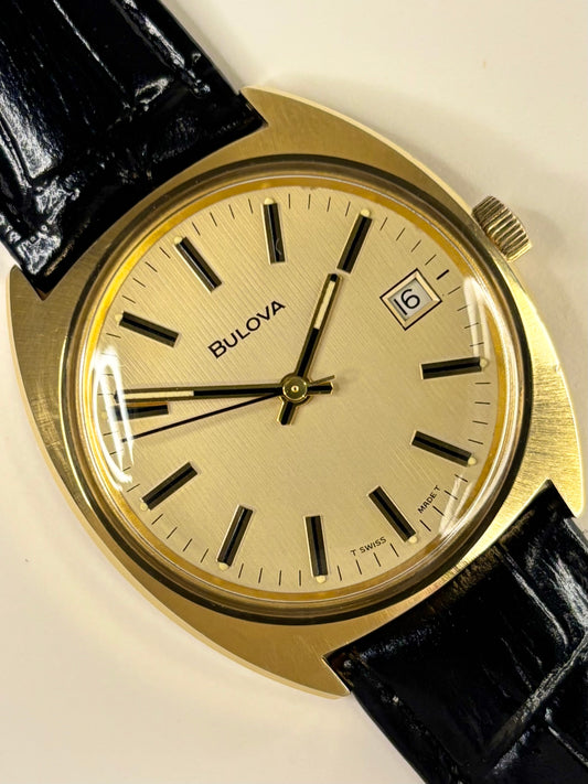Bulova Vintage 1970’s Men’s Manual Gold Dress Watch