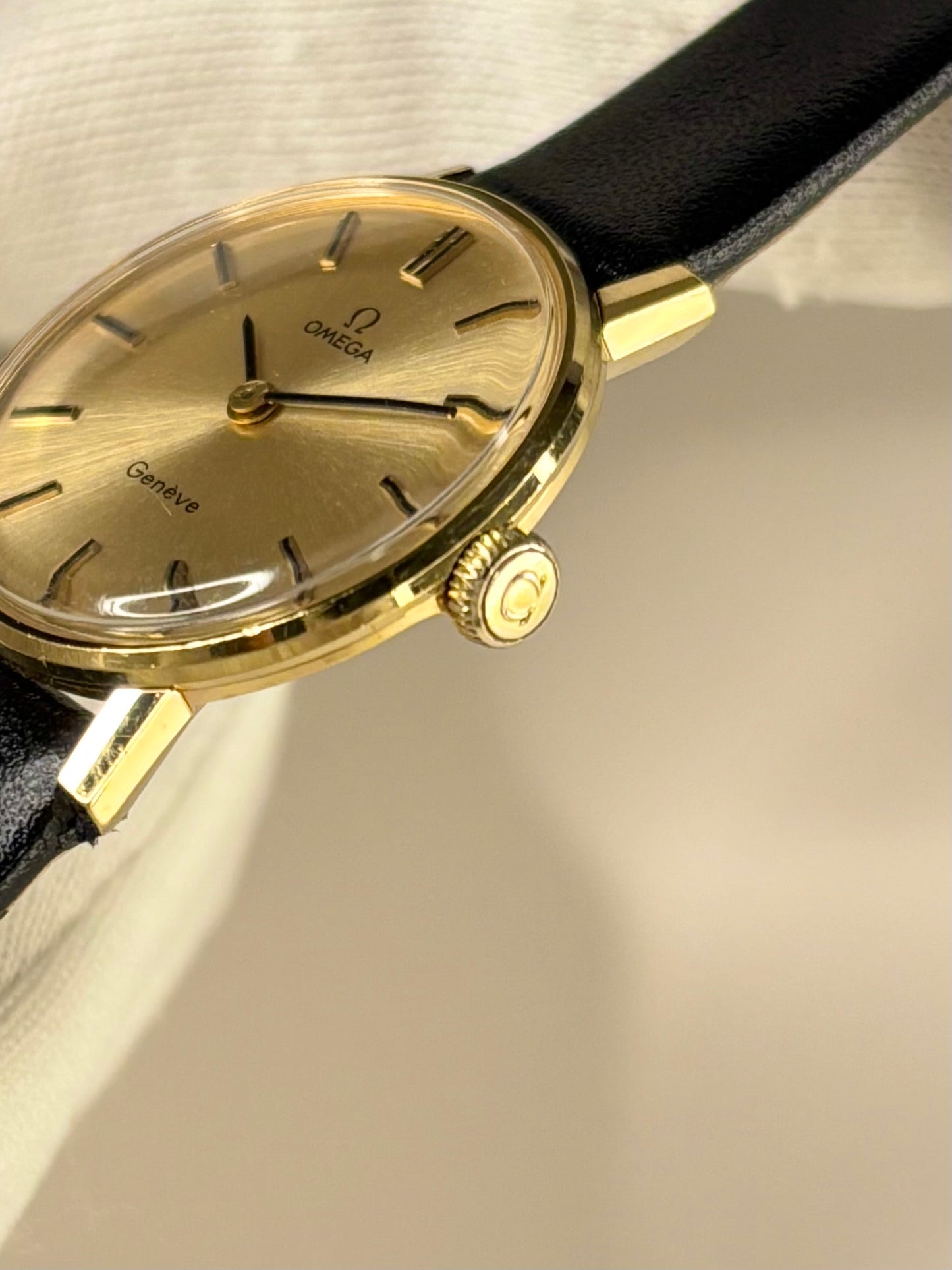 OMEGA Geneve Ladies Vintage 1970’s Manual Gold Watch