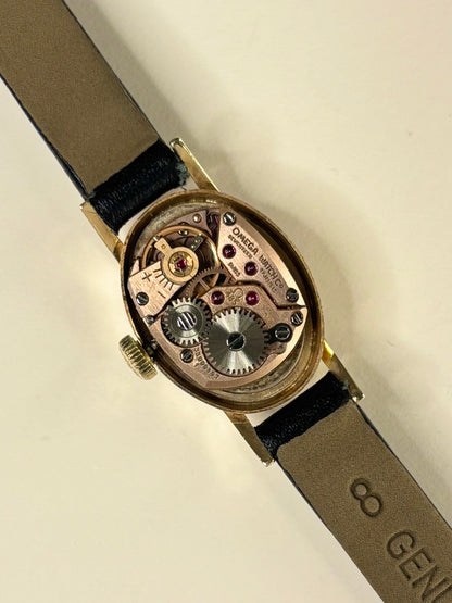 485 manual mechanism movement of Omega vintage 1970s ladies’ 9ct gold manual wind wristwatch
