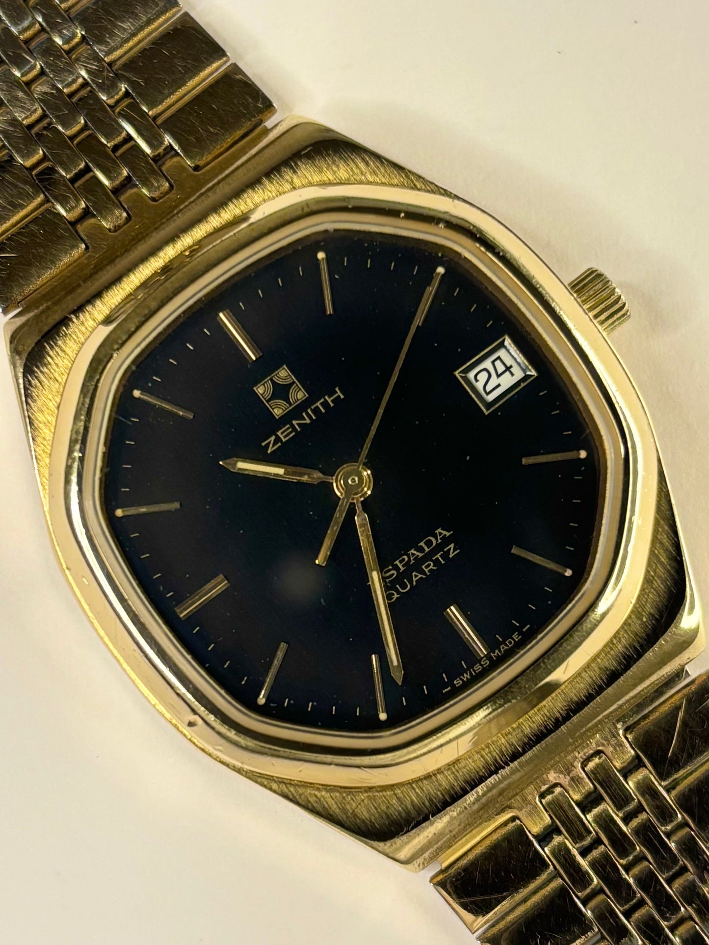 Close-up of Zenith vintage men’s quartz dress watch, black dial, gold-plated case, ref. 27 0050 425