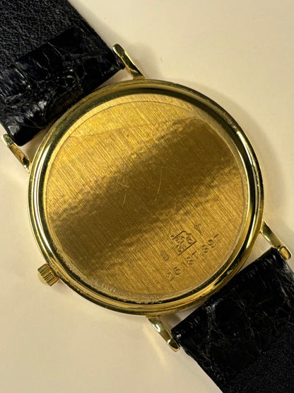 Caseback of Longines Presence vintage 1991 solid gold men’s quartz watch