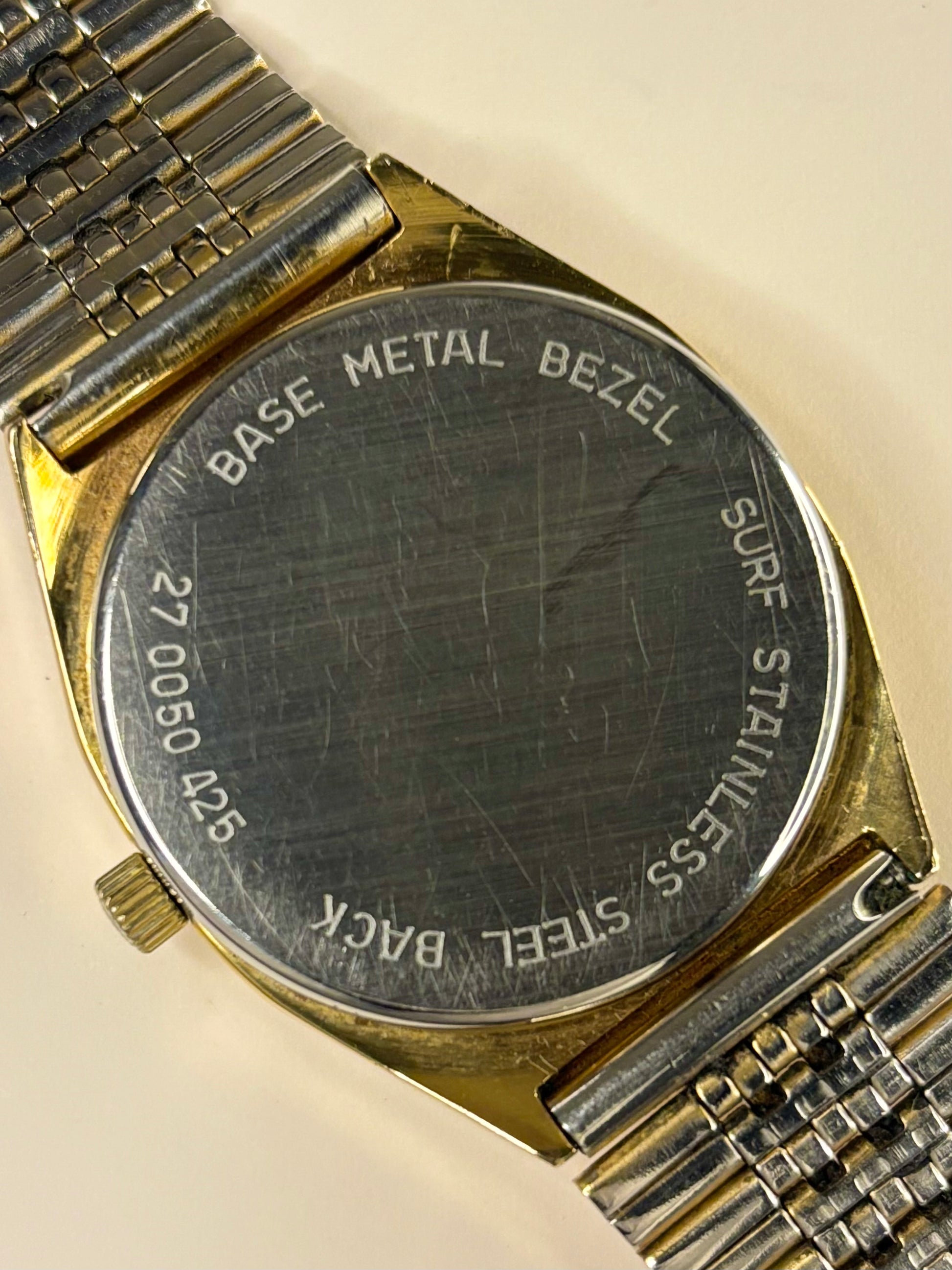 Zenith vintage men’s quartz dress watch ref. 27 0050 425, calibre 42.5, black dial, 20cm wrist size caseback 