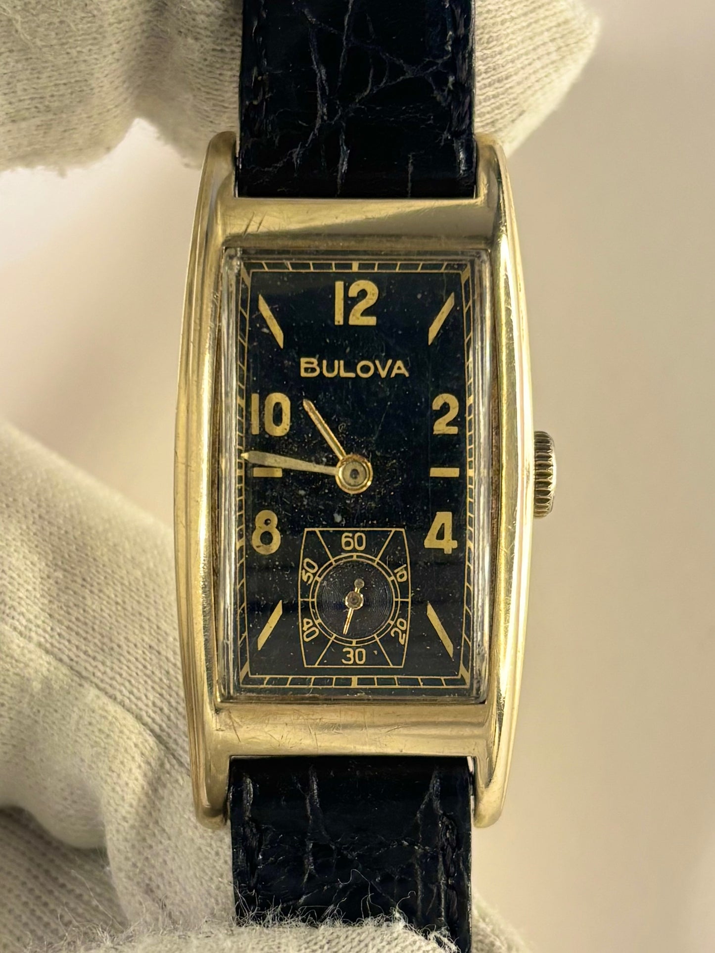 BULOVA 10K Gold Filled Vintage *RARE* 1950’s Men’s Manual Black Dial Tank Watch