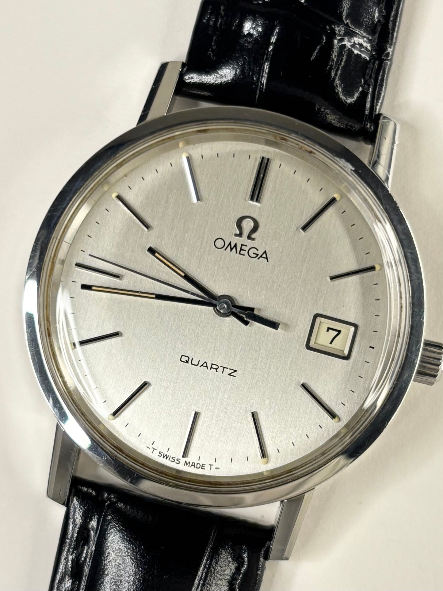 OMEGA Vintage 1970’s Men’s Date Silver Dress Watch - 196.0160