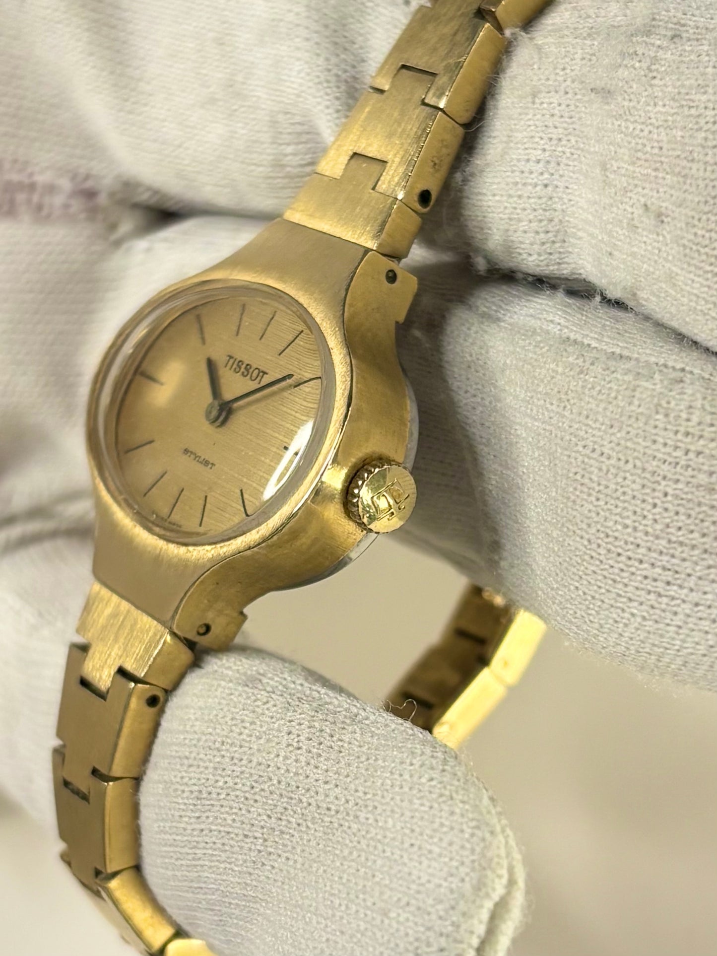 TISSOT Stylist Ladies *+BOX* Vintage 1970’s Manual Gold Watch