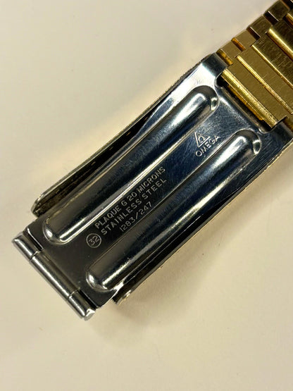 Omega Ref. 196.0058 gold plated 1973 men’s vintage dress timekeeper bracelet clasp view