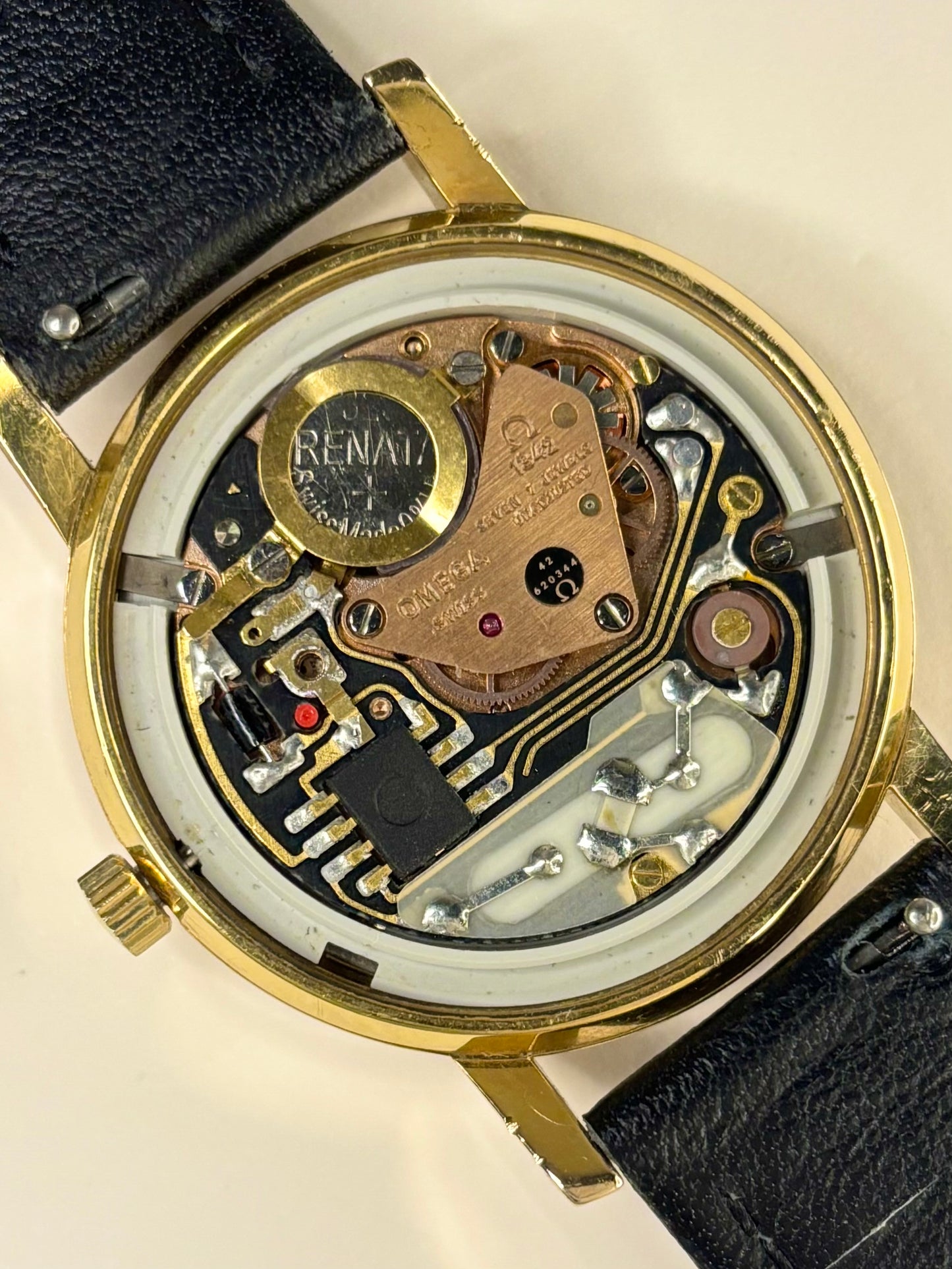 OMEGA Vintage 1970’s Men’s Date Gold Dress Watch - 196.0160