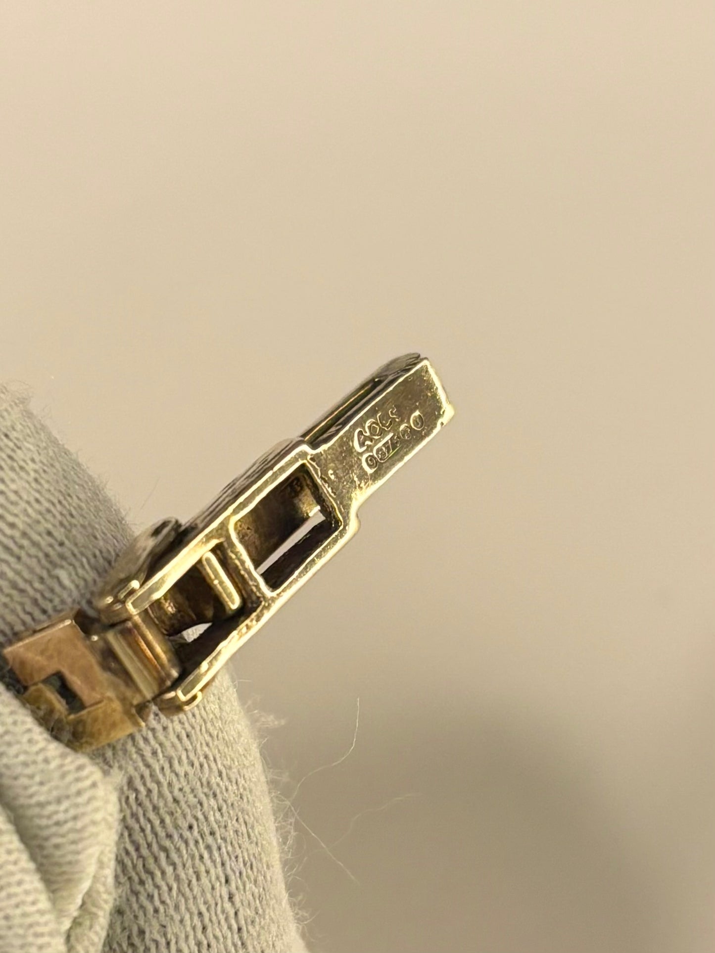 1950s Rolex ladies manual wind watch gold case and 9ct bracelet view