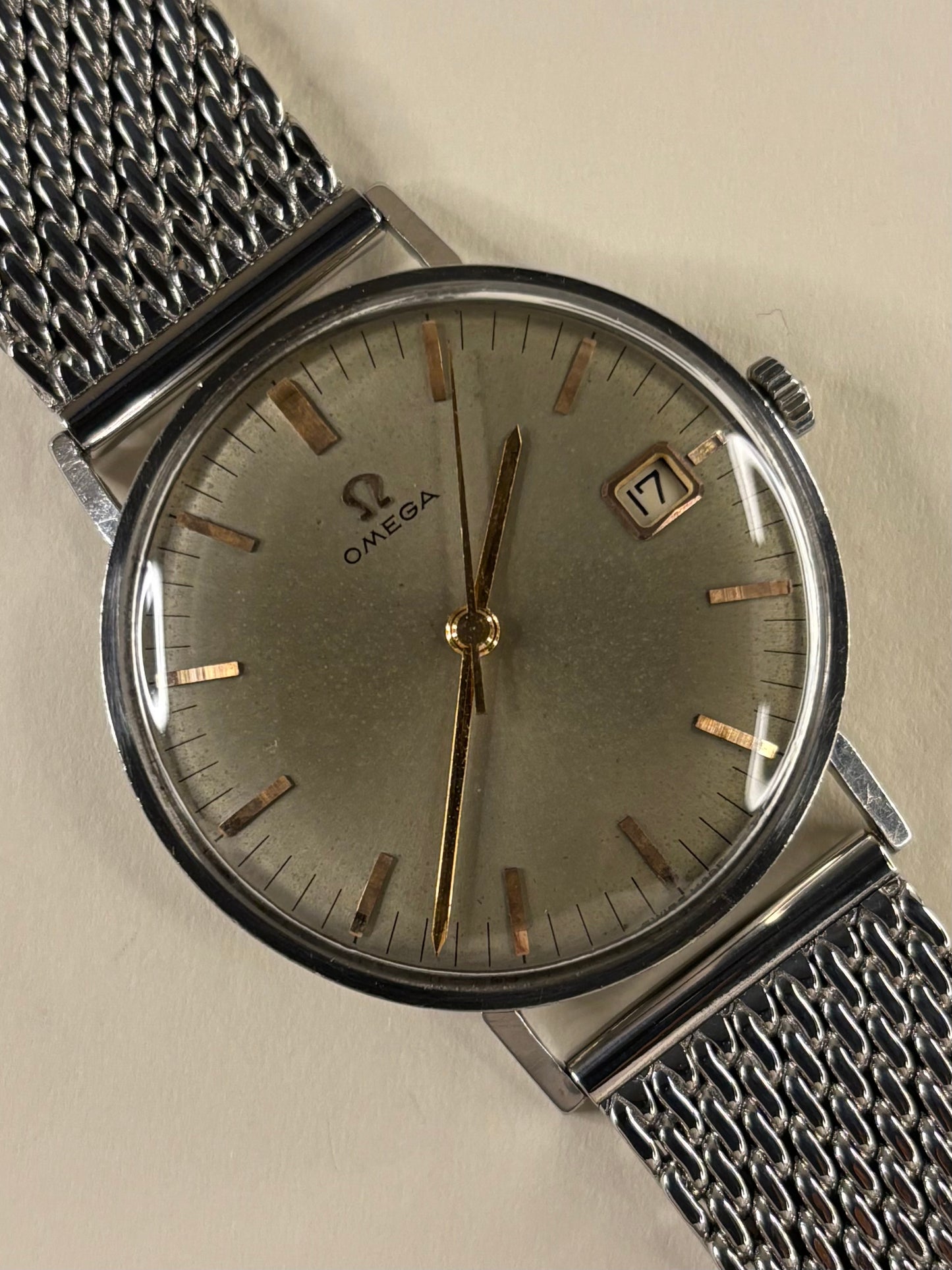 Omega Olive Dial Vintage 1960’s Men’s Manual Silver Date Watch - 132.012