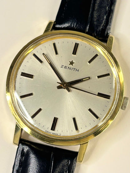 Collectible Zenith 1968 men’s vintage timekeeper featuring white sunburst dial and refined craftsmanship