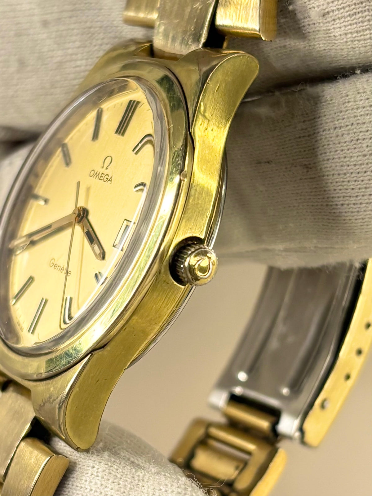 OMEGA Geneve Vintage *+BOX* 1970’s Men’s Manual Date Gold Bracelet Watch - 136.0103