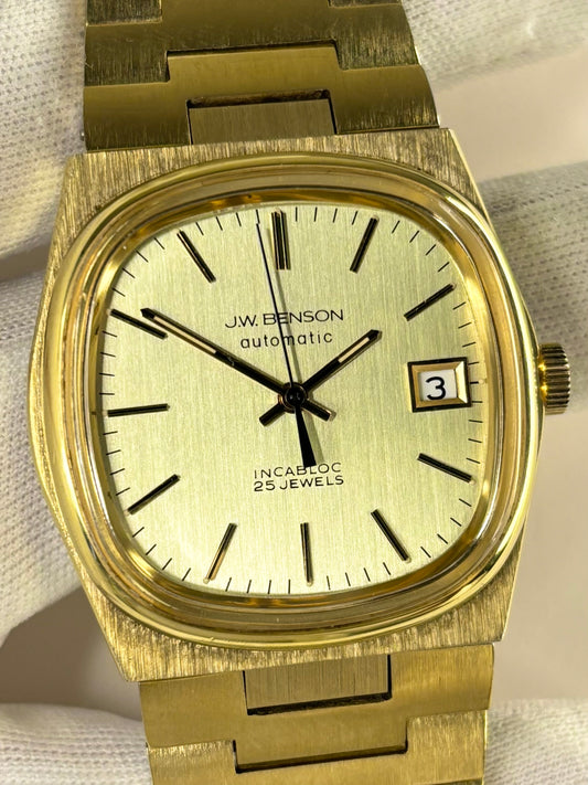 J W BENSON Vintage 1970’s Men’s Automatic Date Gold Watch
