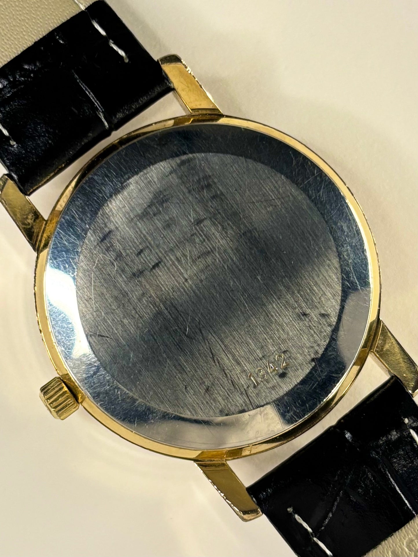 Omega Vintage 1970’s *+Papers* Men’s Quartz Date Gold Dress Watch - 196.0160 Cal. 1342