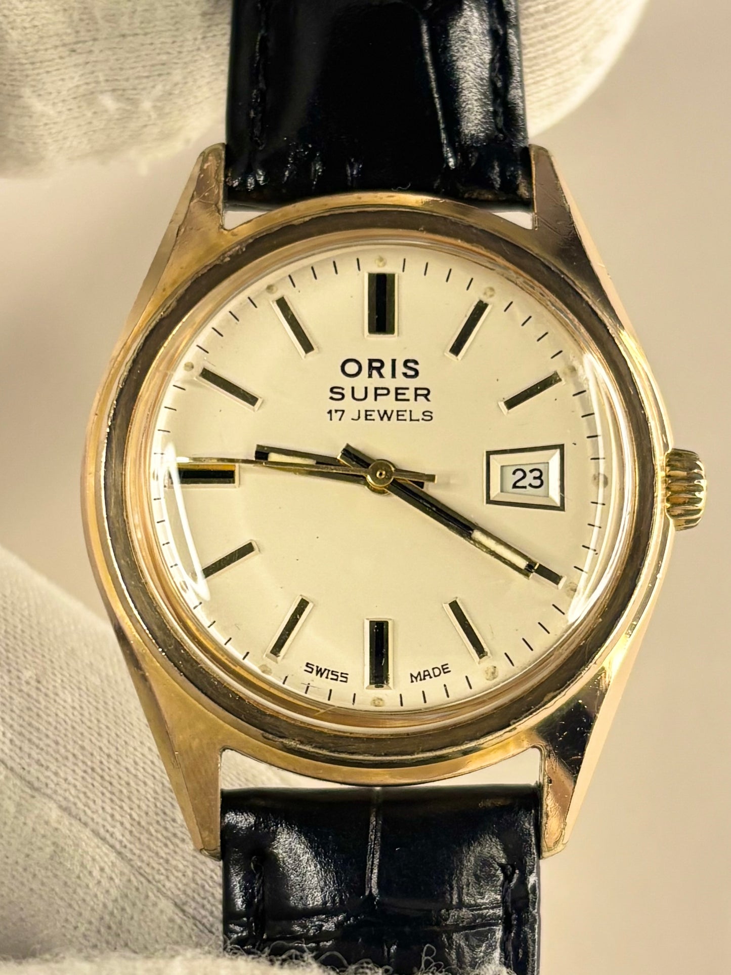 ORIS Super Vintage 1970’s Men’s Manual Date Gold Dress Watch