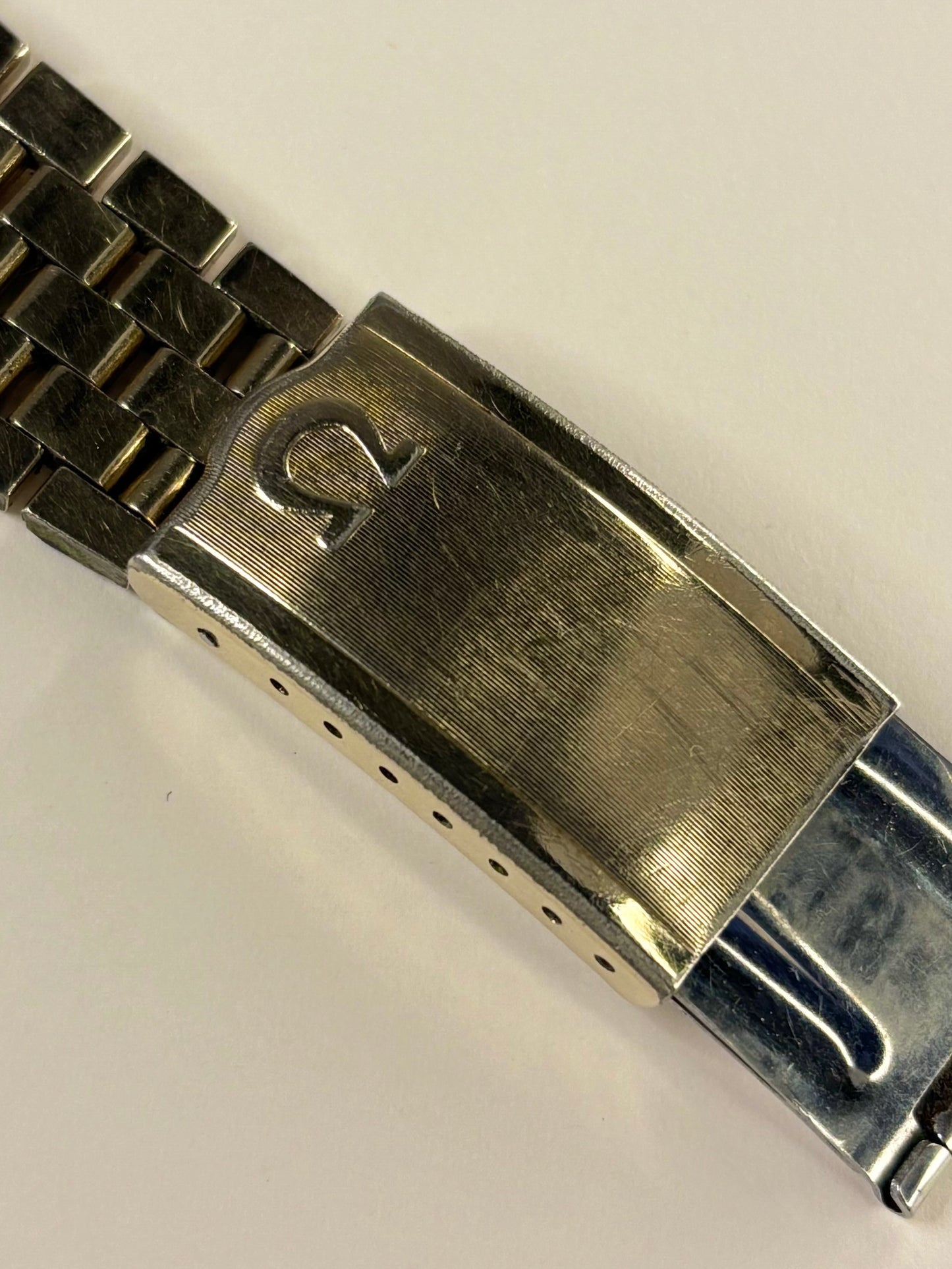 OMEGA Constellation 10K Gold Filled *RARE* Vintage 1970’s Men’s Day Date Watch - 198.0118