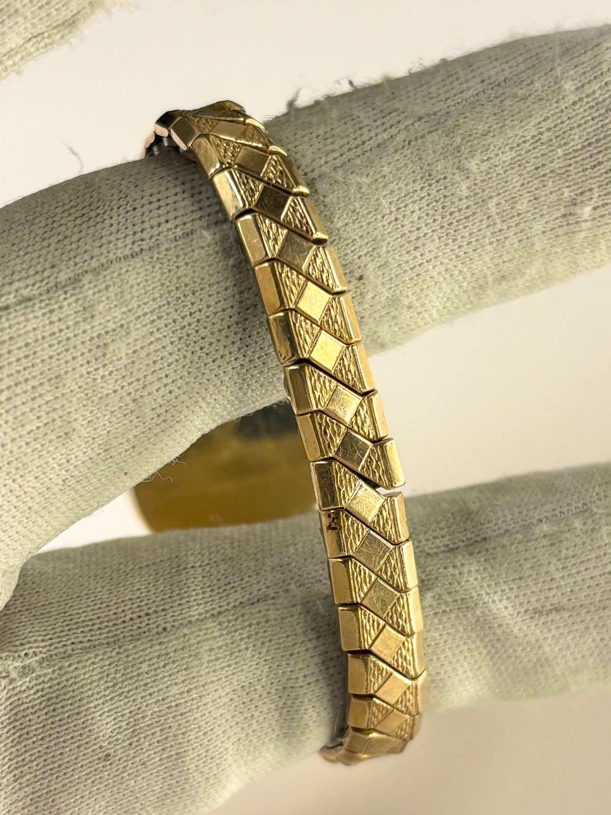 OMEGA Ladies Vintage 1960’s Manual Gold Cocktail Watch