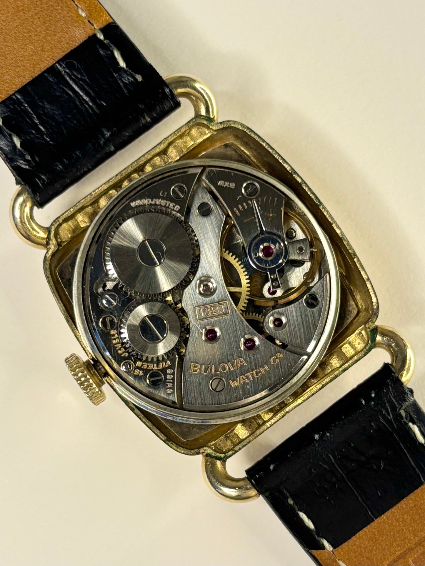 BULOVA Vintage *RARE* 1950’s Men’s Manual Antique Sub-Seconds Gold Tank Watch